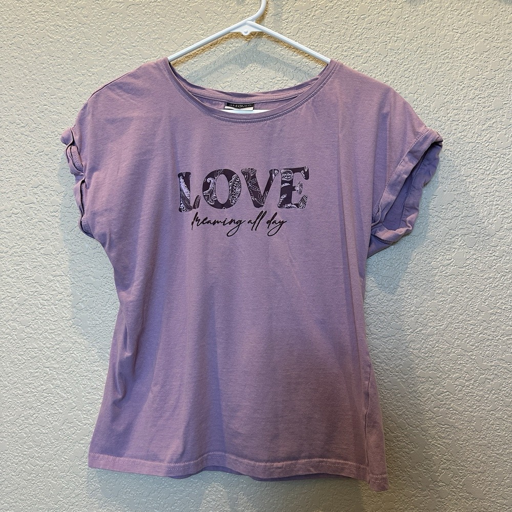 Beloved Love Dreaming All Day Sleepwear T-shirt Women's Size Medium